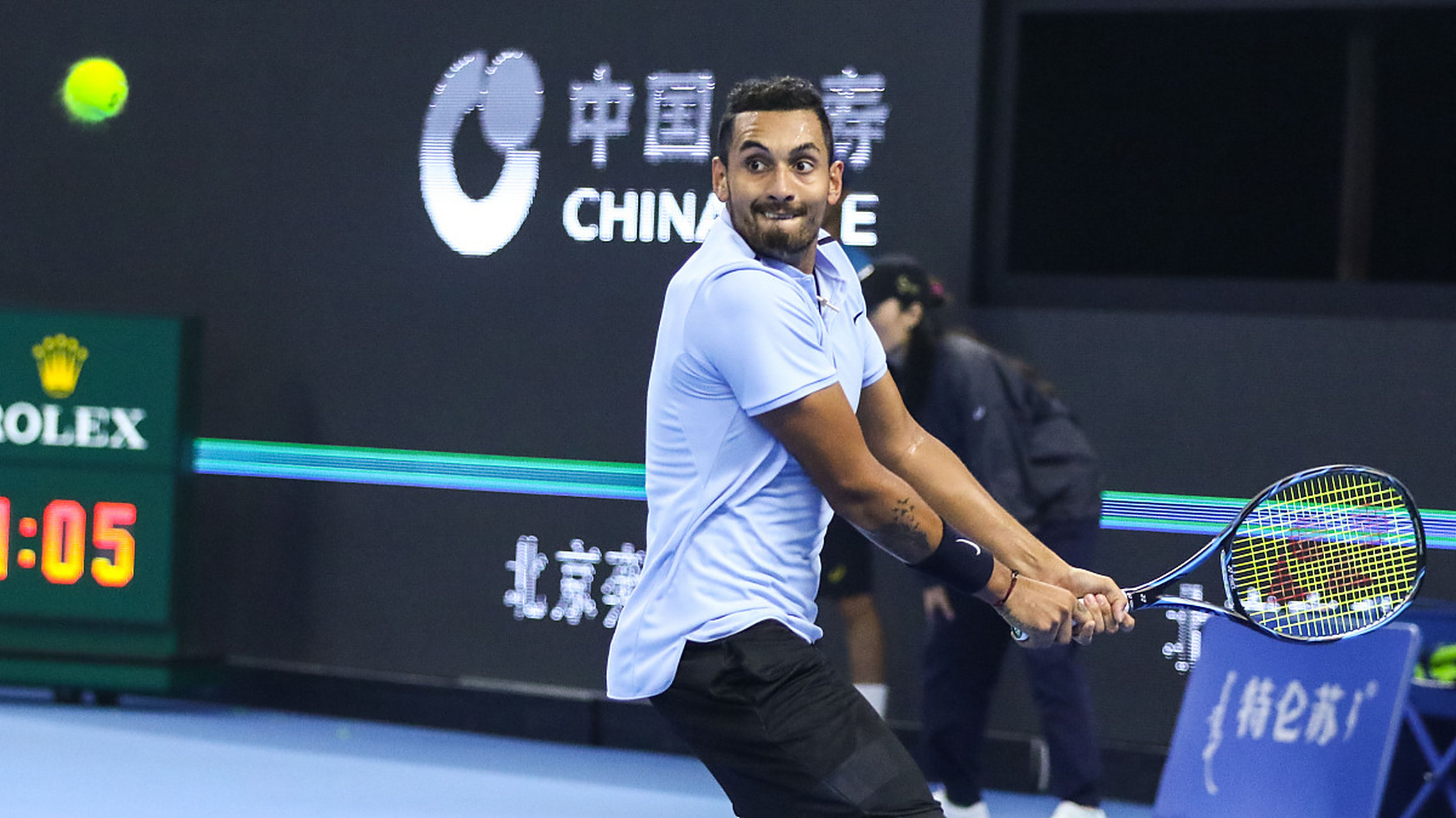 美国网球队横扫澳大利亚网球队，克耶高斯制霸全场的简单介绍