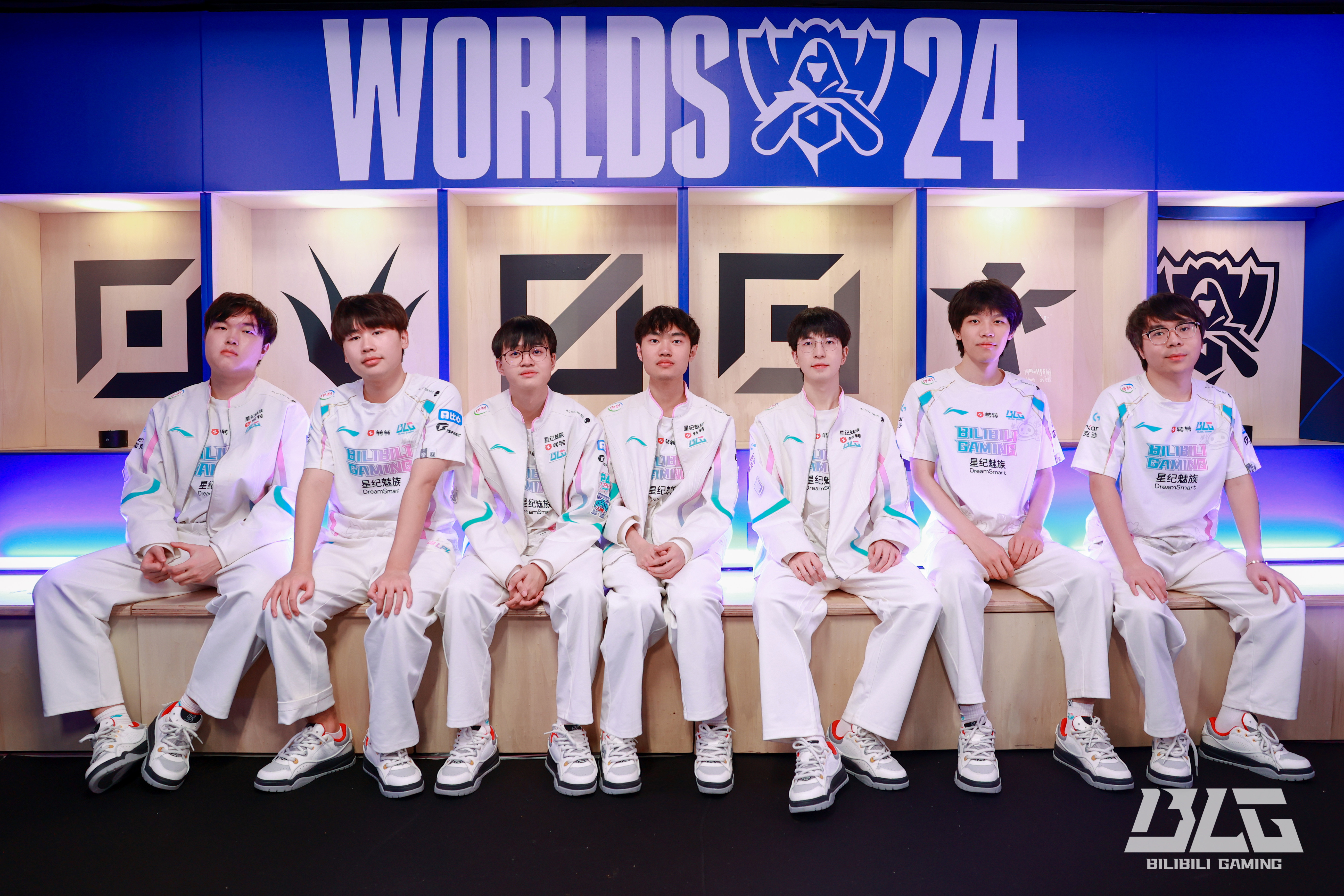 包含焦点大战：LPL上演巅峰碰撞的词条