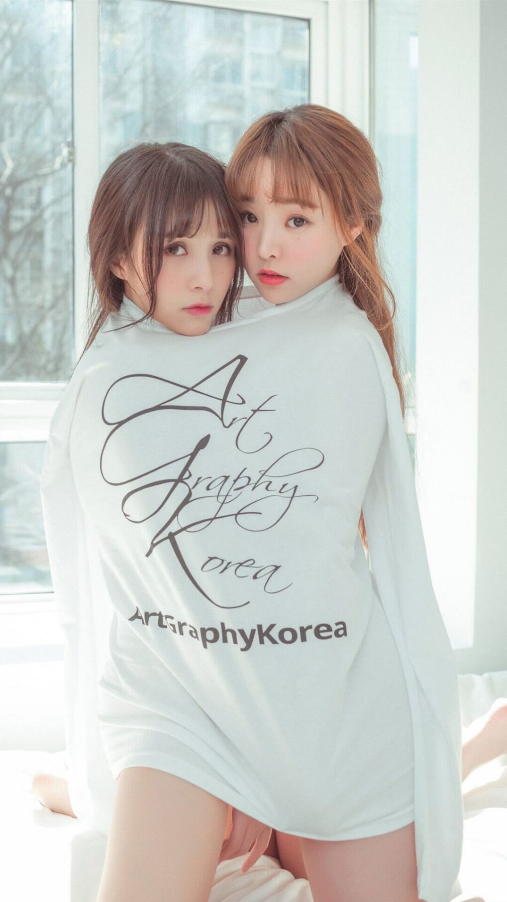 湖人绝杀雄鹿,哈登关键节点连续得分,巨星时刻照亮NBA赛场